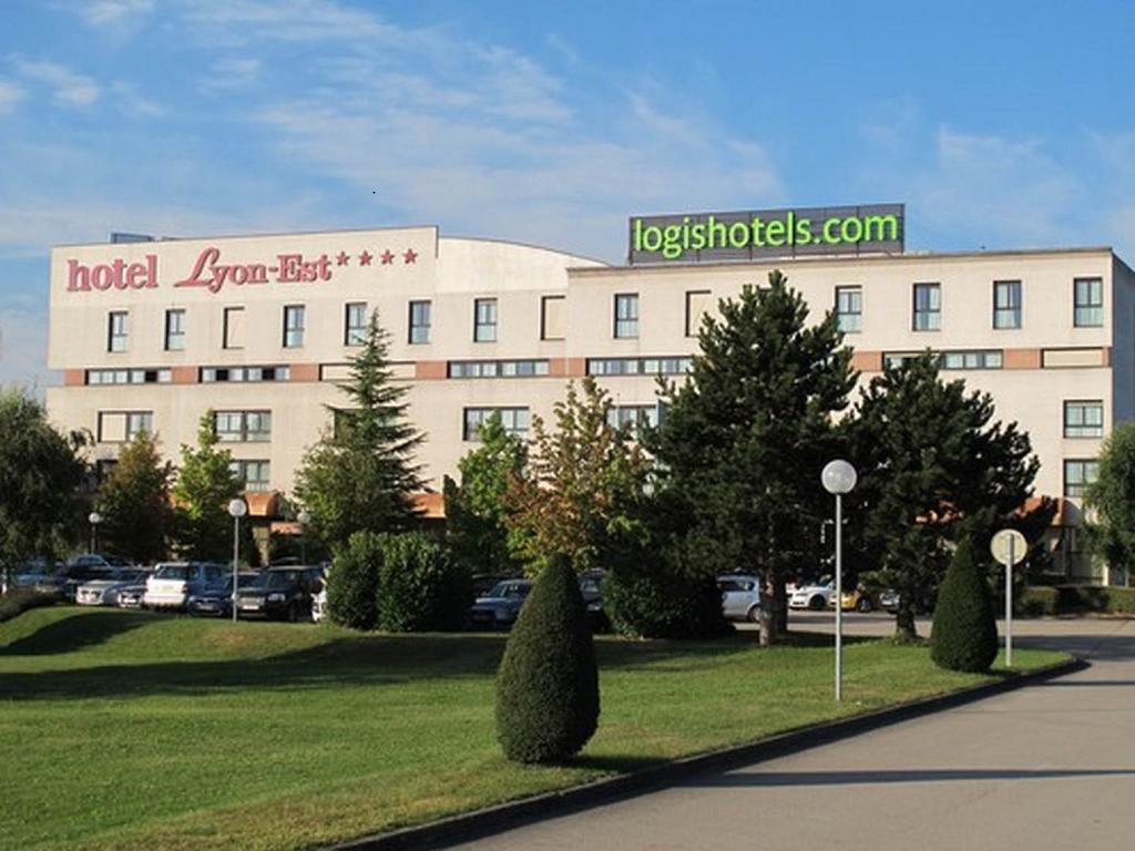 Logis Lyon Est Porte De L'Ain Hotel Saint-Maurice-de-Beynost Eksteriør billede